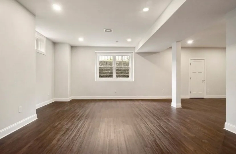 white-wall-with-wooden-floors